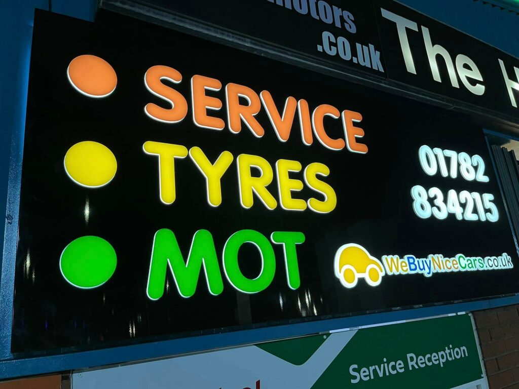 umesh-samani-signage8.jpg